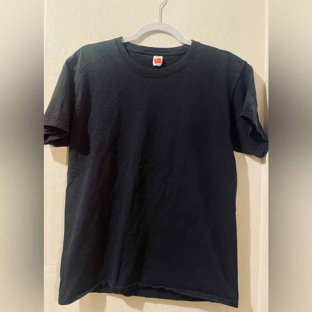 Hanes Men’s Black Crew Neck T-Shirt | Size Medium | Essential Basic Tee GUC